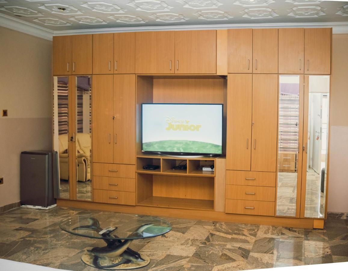 J'S Place Абуджа Екстер'єр фото